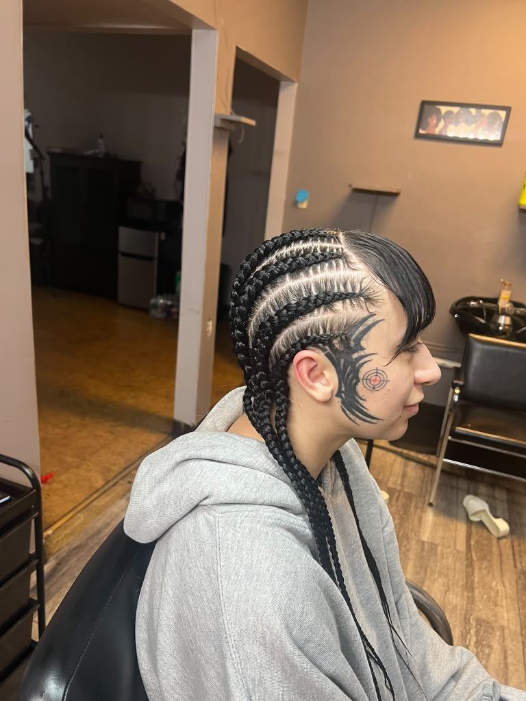 Side-swept stitch braids